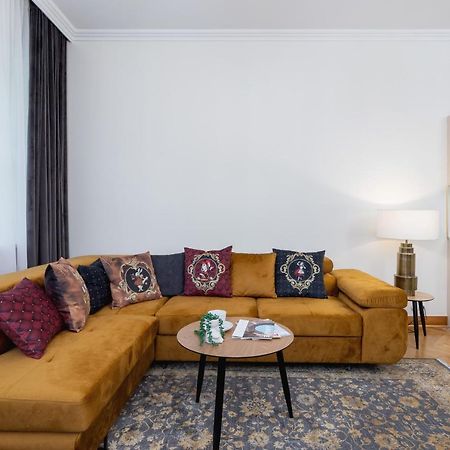 Luxurious & Unique Apartment Mickiewicza Cracow By Renters Prestige Kraków Eksteriør billede