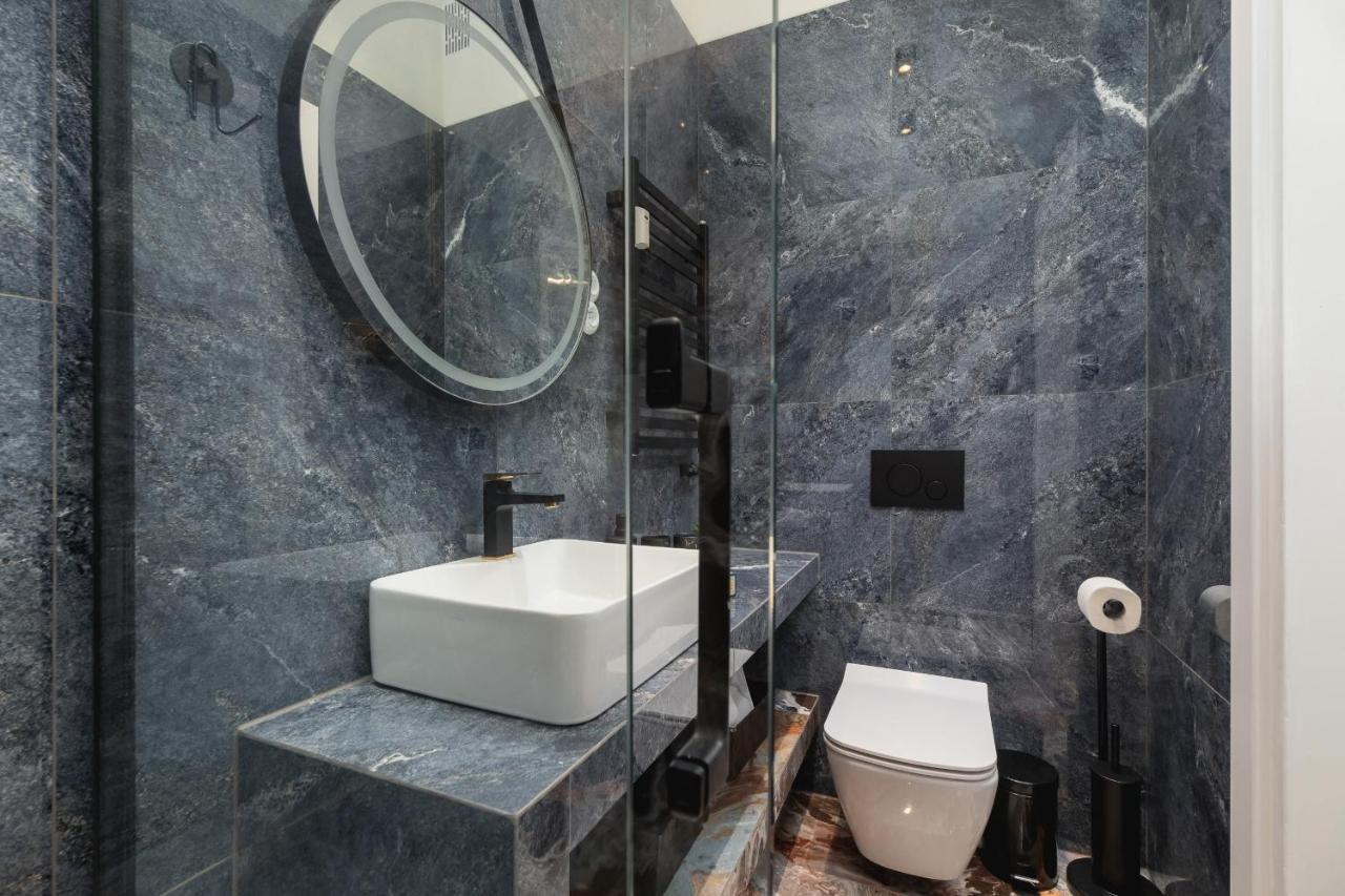 Luxurious & Unique Apartment Mickiewicza Cracow By Renters Prestige Kraków Eksteriør billede